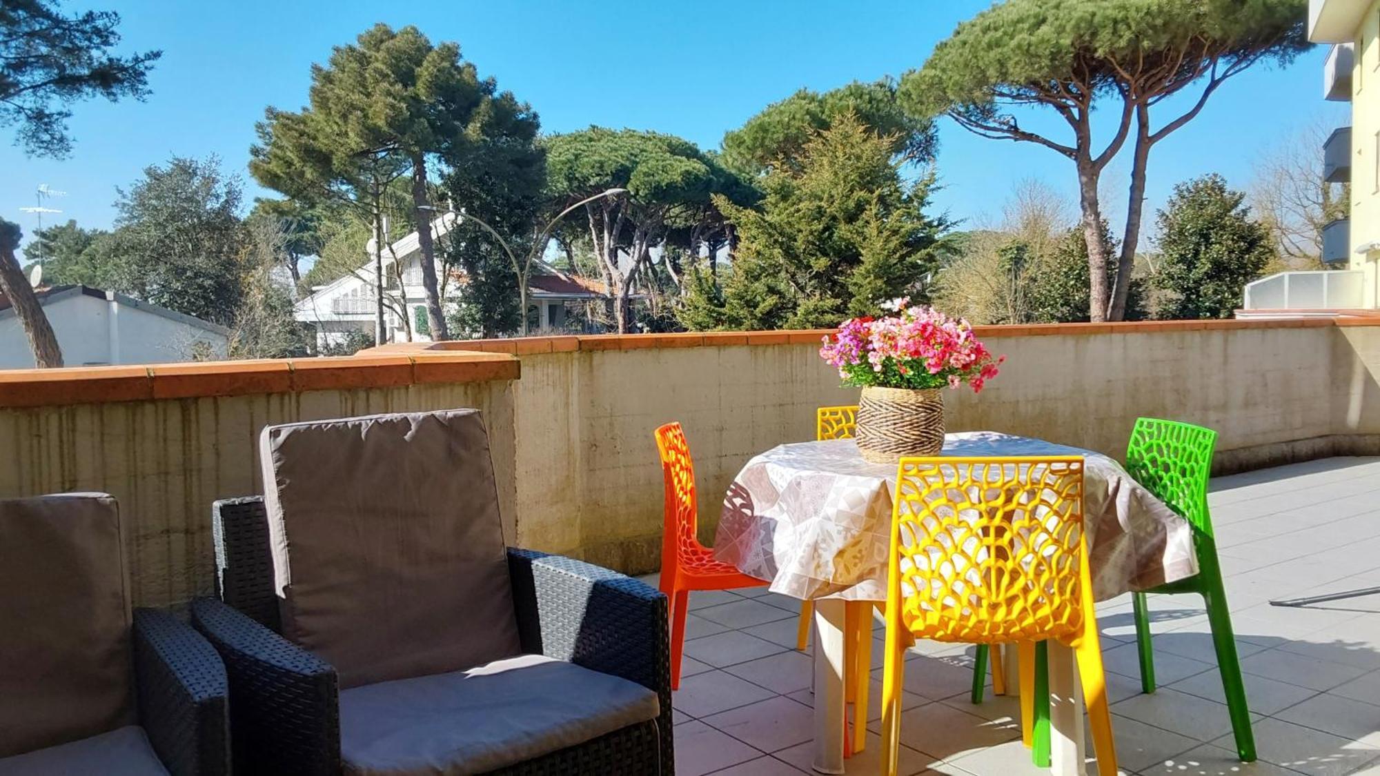 La Dolce Vita - Apartment With Shared Pool And Large Terrace Lido delle Nazioni Dış mekan fotoğraf